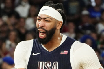 Anthony Davis gives up DPOY hopes: ‘The league doesn’t like me’